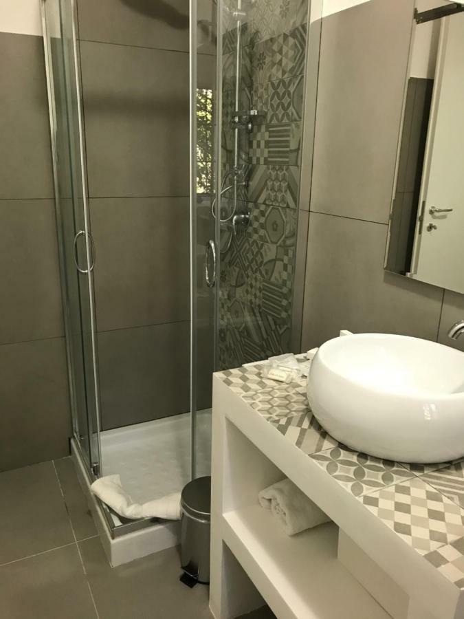 Tammitu Hotel Ragusa Buitenkant foto